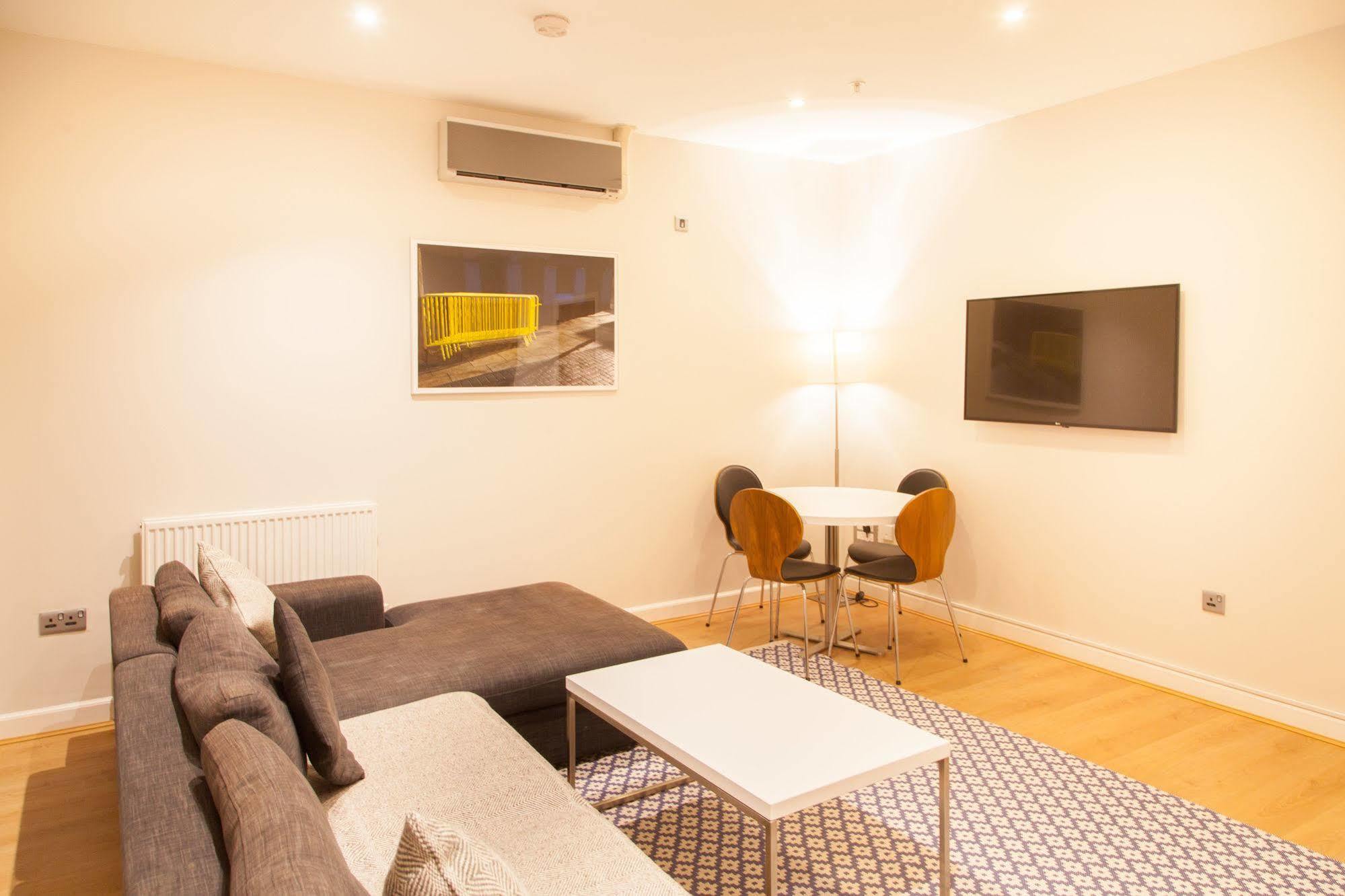 Premier Suites Plus Glasgow Extérieur photo